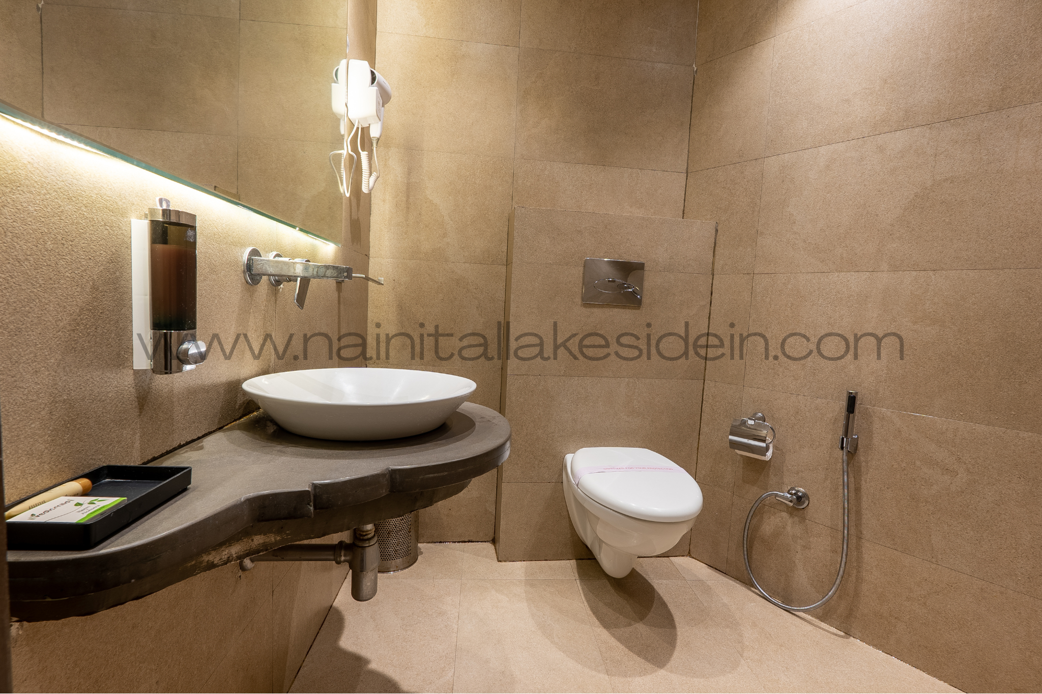 Washroom - Oak Room, LakeSide Inn